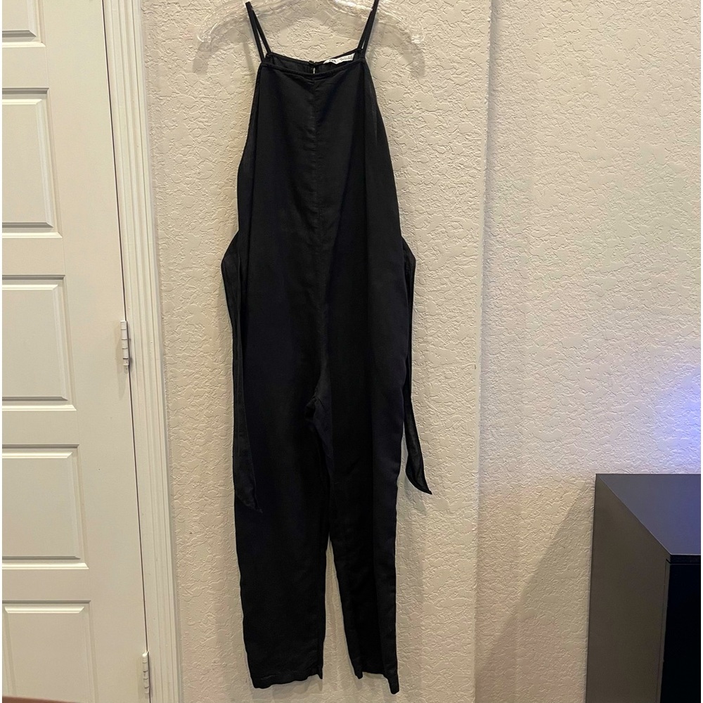 Zara Woman’s Black Jumpsuit Preloved Size:Small